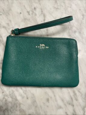Coach Green Leather Wristlet Clutch